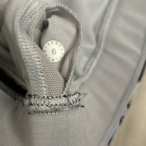 Lululemon Sports Bra - Picture 3 of 3